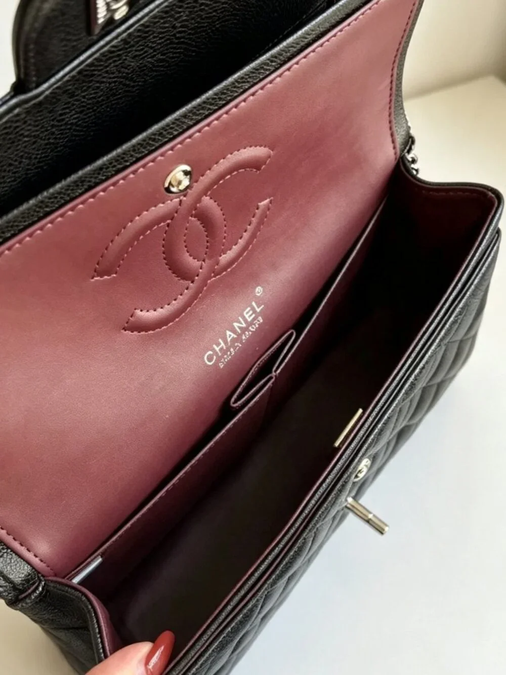 🖤Chanel Bag (Black)